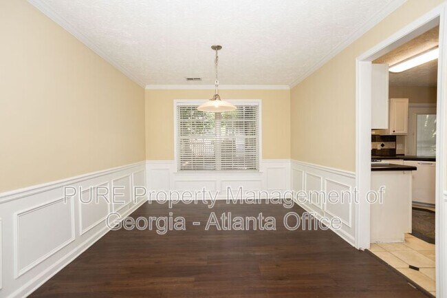 Building Photo - 2944 Monrovia Trail