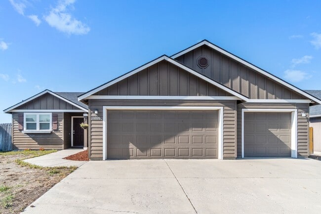 Building Photo - Single Family Home In Airway Heights!!