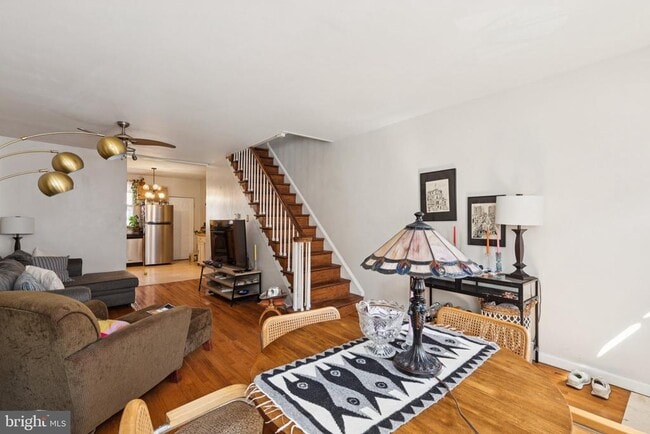 Building Photo - 728 S Smedley St