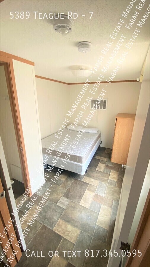 Building Photo - 5389 Teague Rd