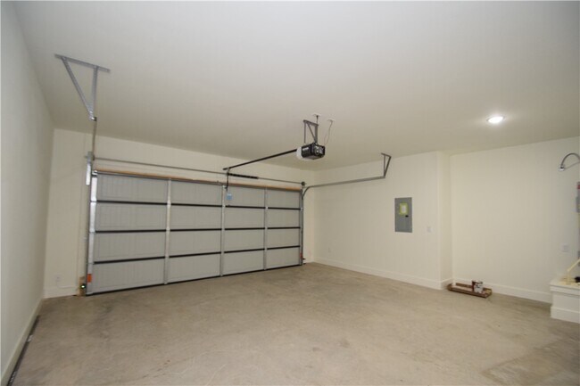Building Photo - 723 Sun Meadows Loop
