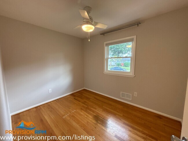 Building Photo - 1832 Ridgewick Rd