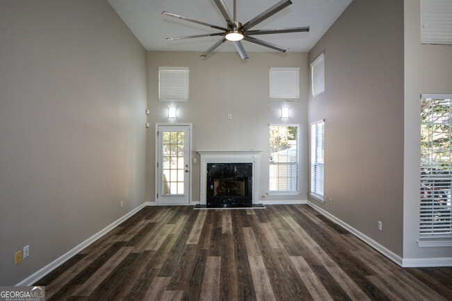 Building Photo - 4209 Reeshemah St