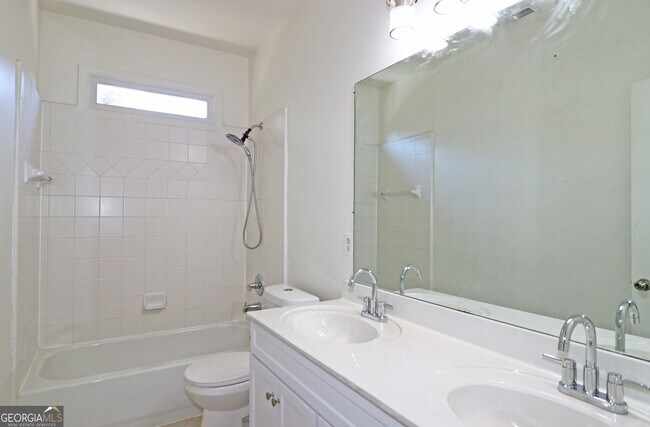 Building Photo - 195 Beracah Walk