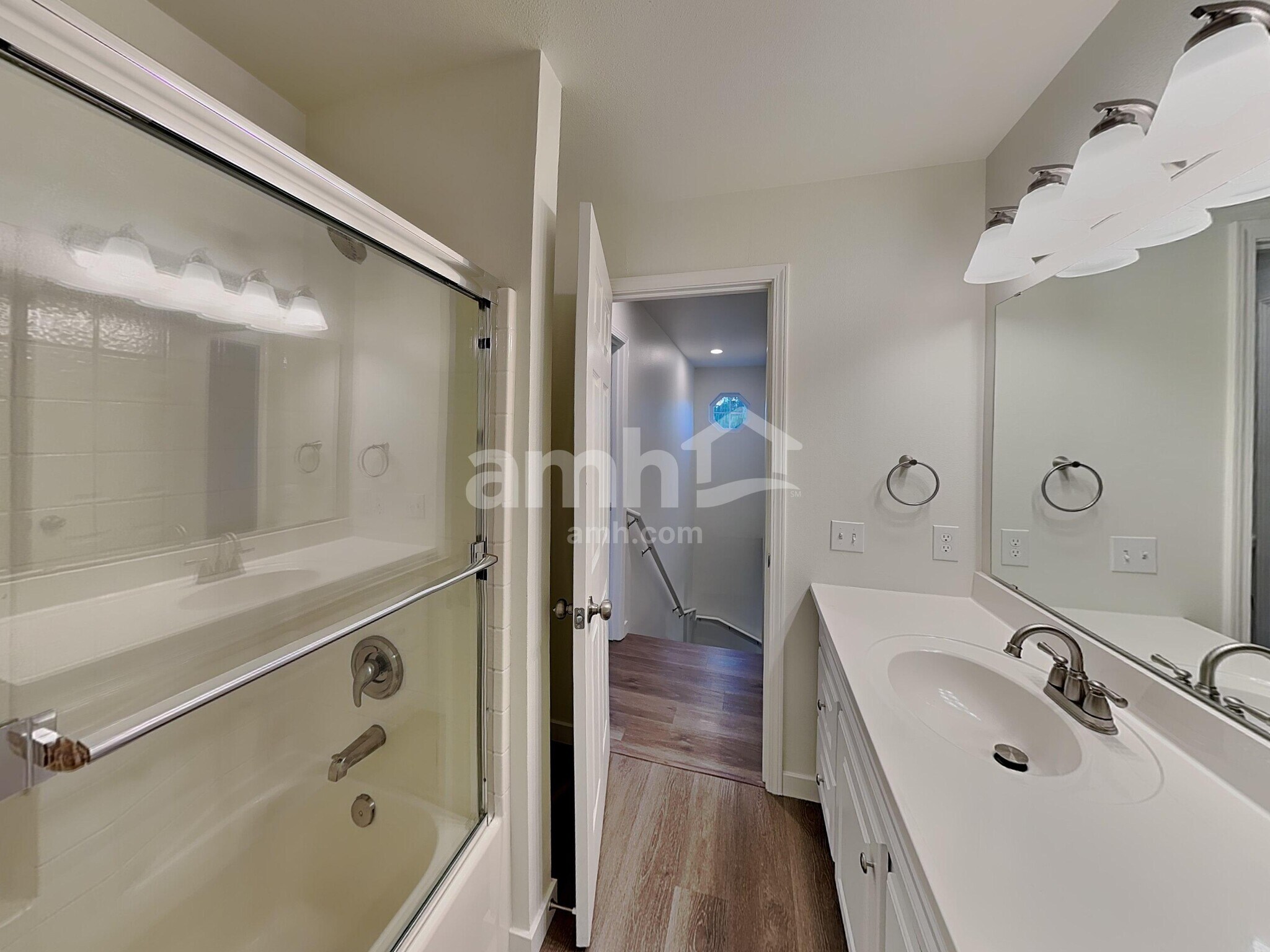 Building Photo - 11620 34th St NE