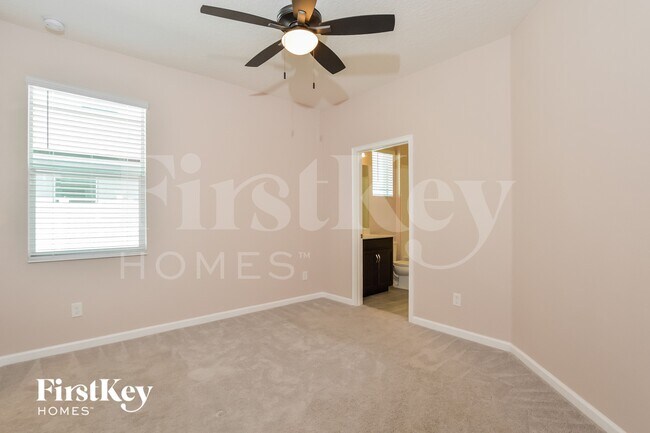 Building Photo - 874 Lady Bird Ln