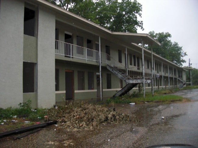 Primary Photo - Rosa L. Parks Apartments