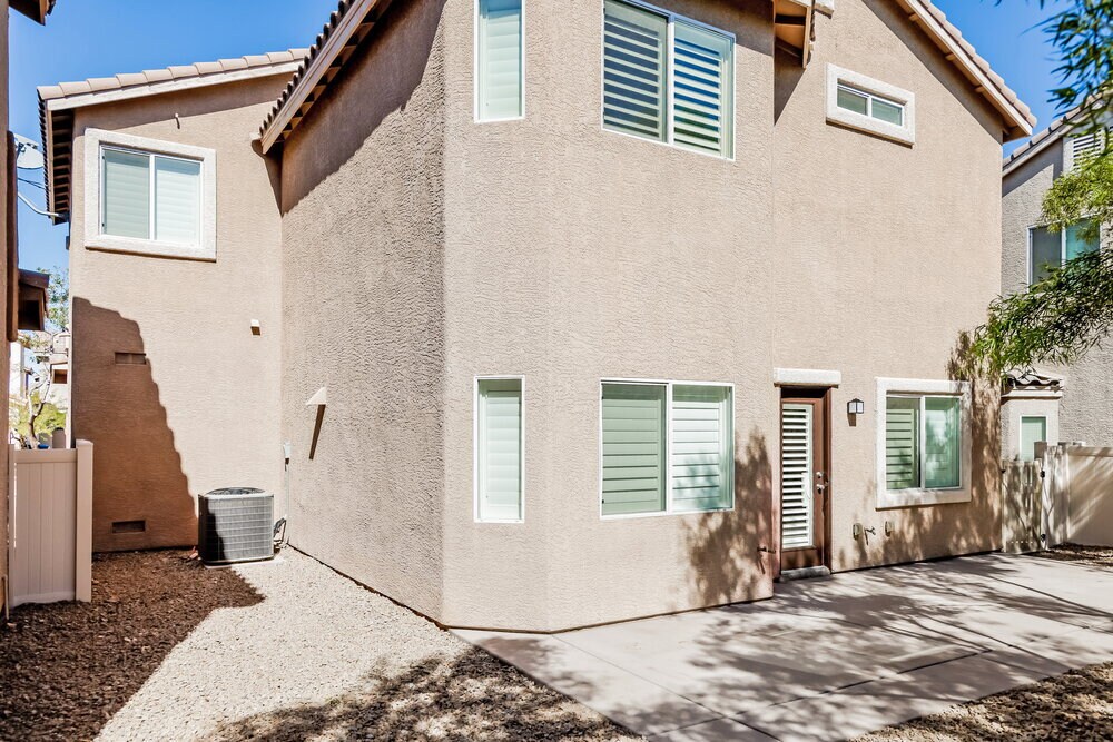 Building Photo - 5085 Wild Creek Falls Way