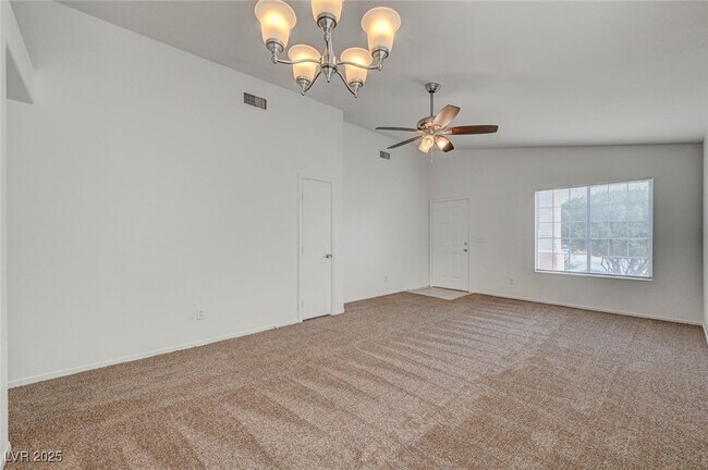 Building Photo - 9573 Paradise Rd