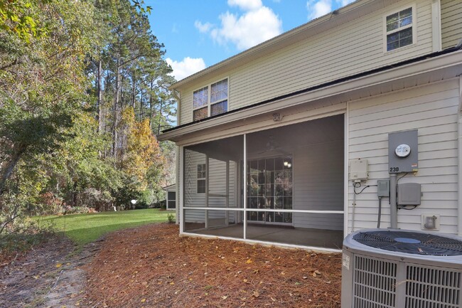 Building Photo - "Charming 3-Bedroom in Bluffton with 2.5 B...