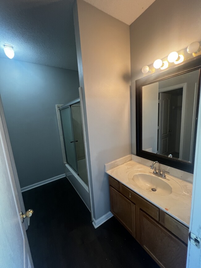 Building Photo - 1017 Cordova Ridge Pl