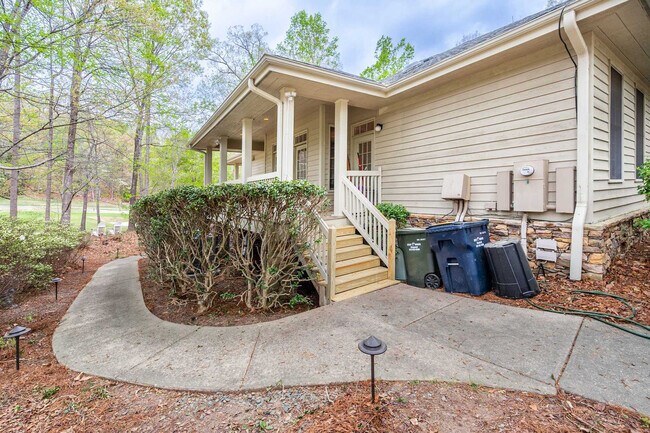 Building Photo - 11468 Club Dr