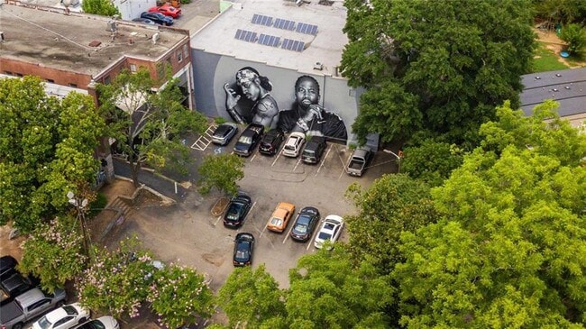 Building Photo - 517 East Ave