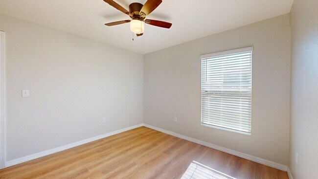 Building Photo - 10807 Norman Pl