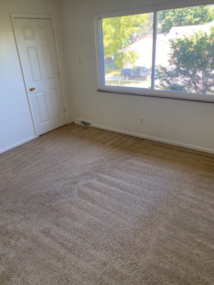 Building Photo - 222 Bowie St