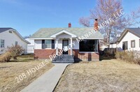 Building Photo - Charming Home w/Finished Basement