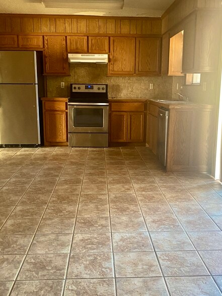 Building Photo - 113 Pecan Lake Estate Rd