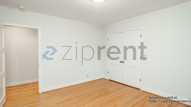 Building Photo - 16000 Greenwood Rd