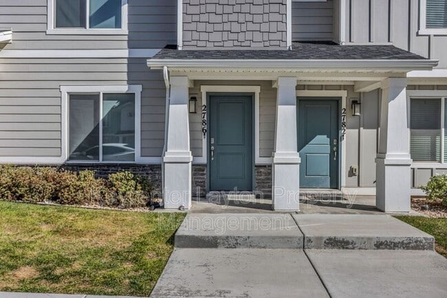 Building Photo - 2786 N Airmen Ave