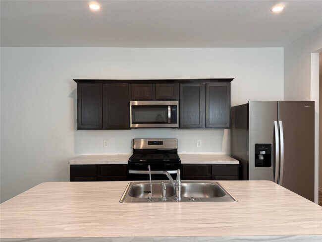 Building Photo - 1111 Tempranillo Wy