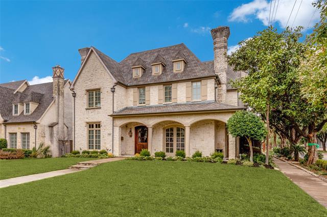 Building Photo - 2900 Amherst Ave