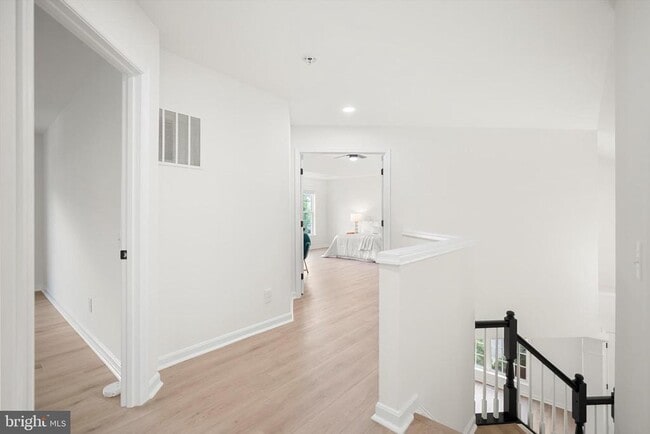 Building Photo - 12399 Brown Fox Way