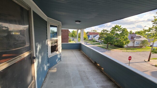 Full 2nd floor balcony - 3737 W 135th St