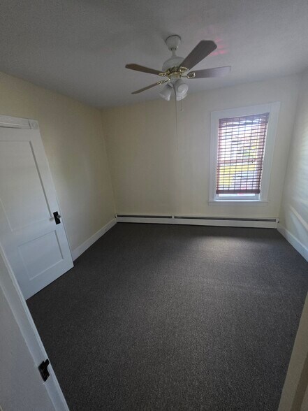 Building Photo - 212 Alsace St