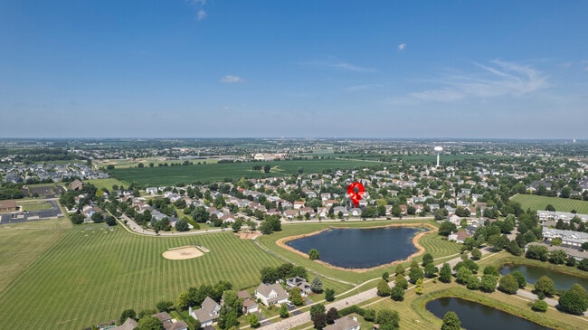 Building Photo - 12220 Peartree Way