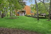 Building Photo - 620 Wunneweta Rd
