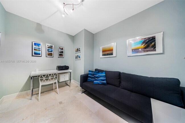 Building Photo - 2831 N Ocean Blvd