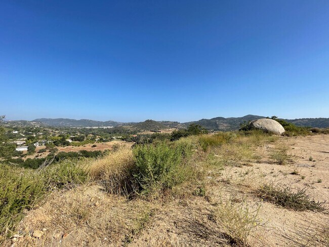 Building Photo - 12478 Hillpoint Ct
