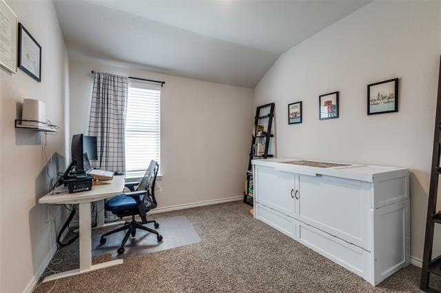 Building Photo - 2124 Steer Creek Pl