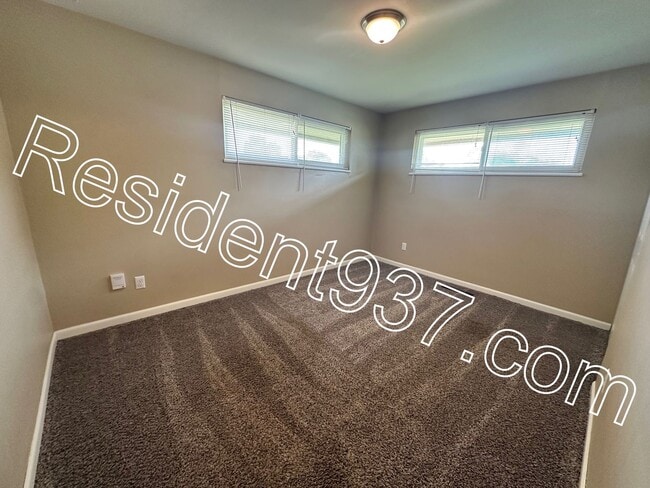 Building Photo - 3 Bed 2 Bath Home In Huber