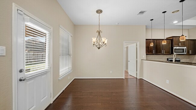 Building Photo - 8602 Austin Thomas Dr