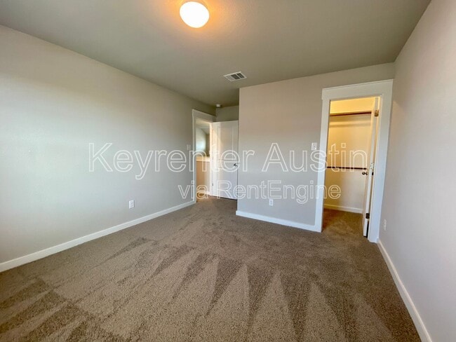 Building Photo - 520 Fieldwood Dr