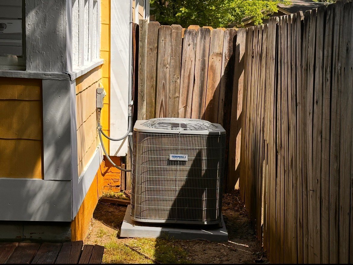 Building Photo - 1047 Fleece Pl