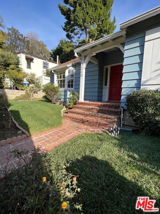 Building Photo - 3246 Benda St