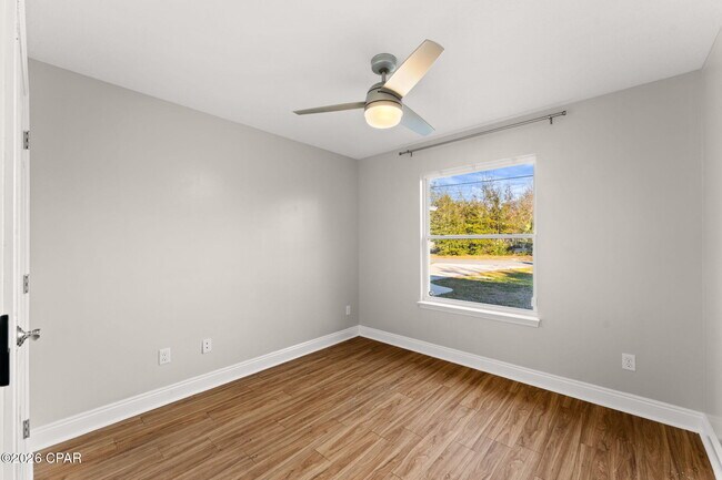 Building Photo - 702 Michigan Ave