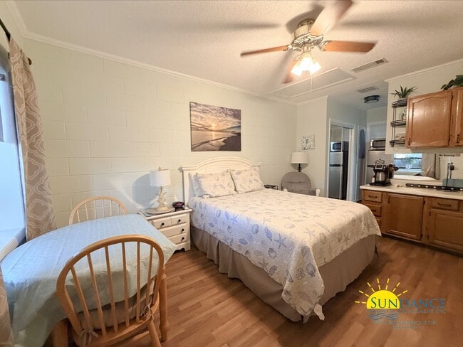 Building Photo - Fully Furnished Studio Living in Shalimar with All Utilities Included!