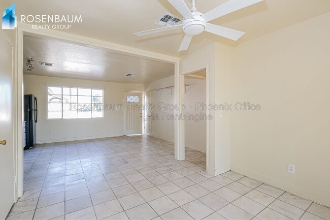 Building Photo - 2609 W McLellan Blvd