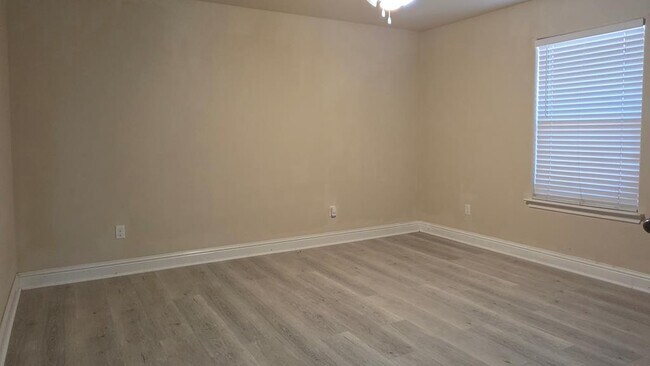 Building Photo - 6011 Mile High Ln
