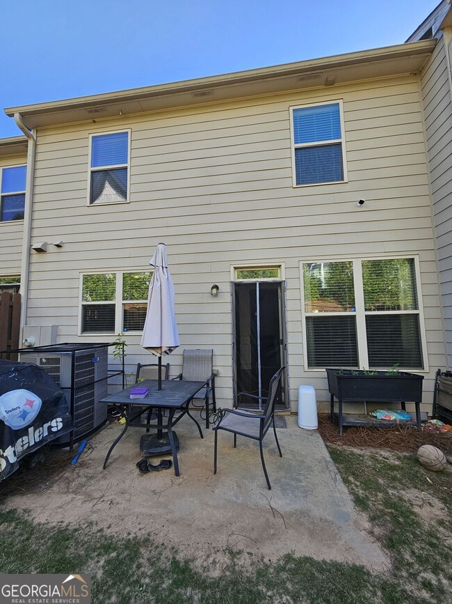 Building Photo - 5747 Radford Loop