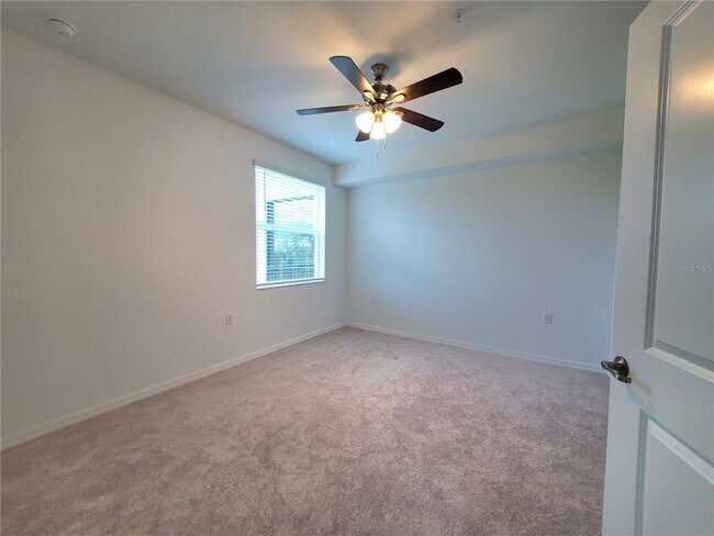 Building Photo - 14161 Heritage Landing Blvd