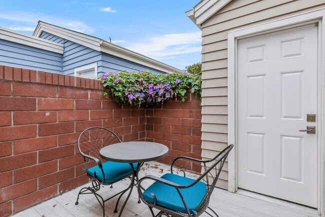 Building Photo - 7327 Linden Terrace