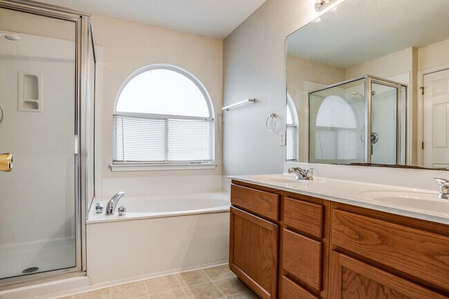 Building Photo - 670 Rattler Bluff
