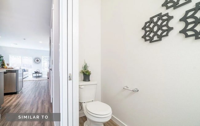 Building Photo - Newer South Salem Townhome - 2 Bedroom Plu...