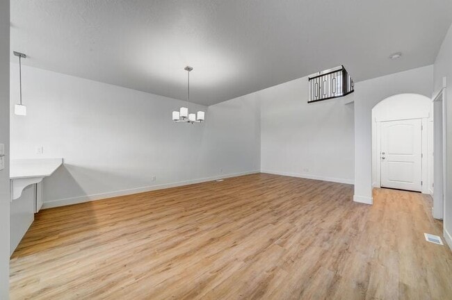 Building Photo - 3904 Hardman Way