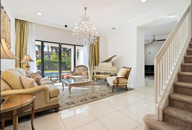 Building Photo - 6484 Vireo Ct