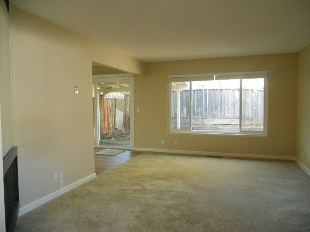 Building Photo - 5905 Hilllview Ave, San Jose, CA 95123